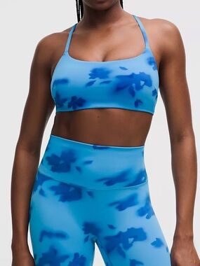 Lululemon Wunder Train Strappy Racer Bra